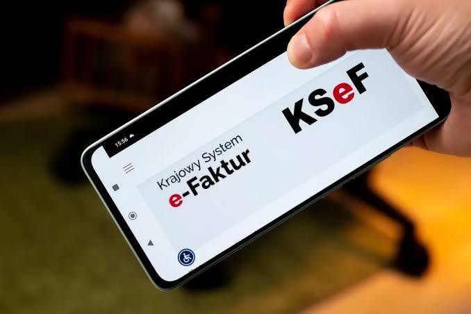 Puste faktury i karuzele VAT – jak weryfikować kontrahentów?